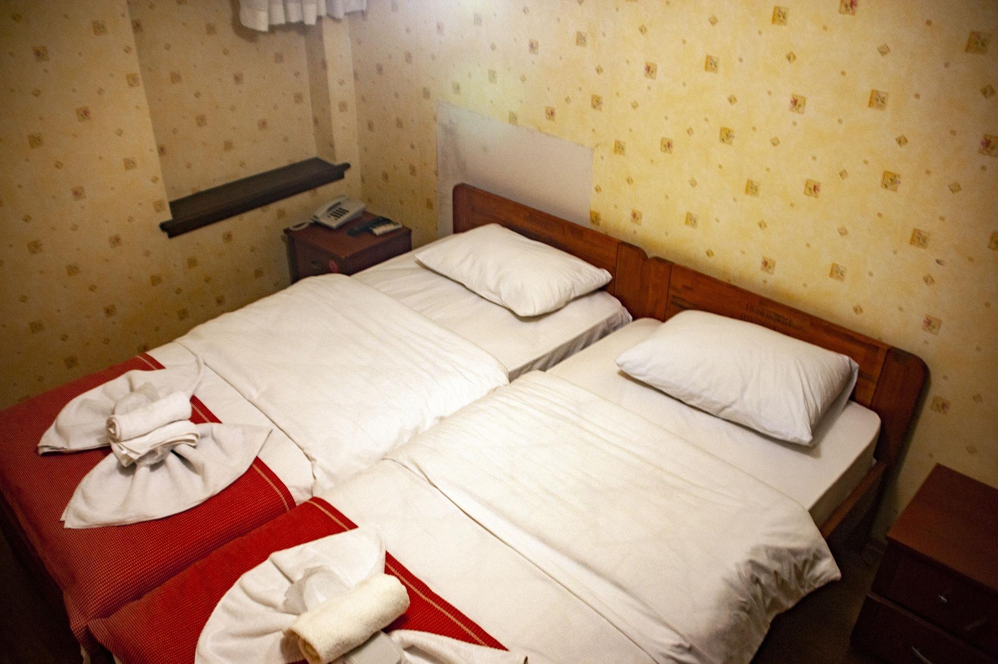 Istanbul Irish Hotel מראה חיצוני תמונה