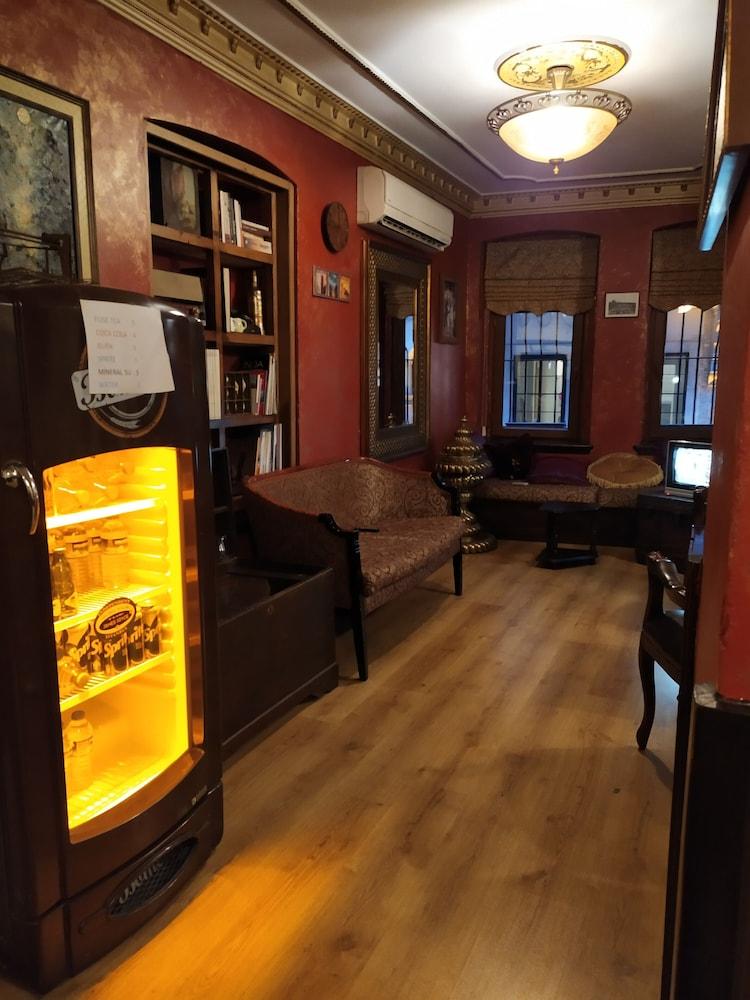 Istanbul Irish Hotel מראה חיצוני תמונה