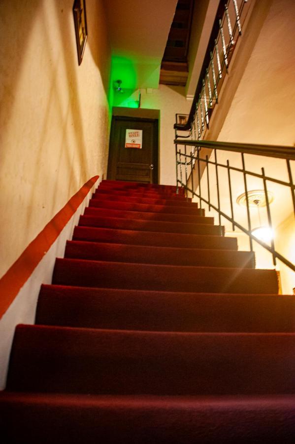Istanbul Irish Hotel מראה חיצוני תמונה