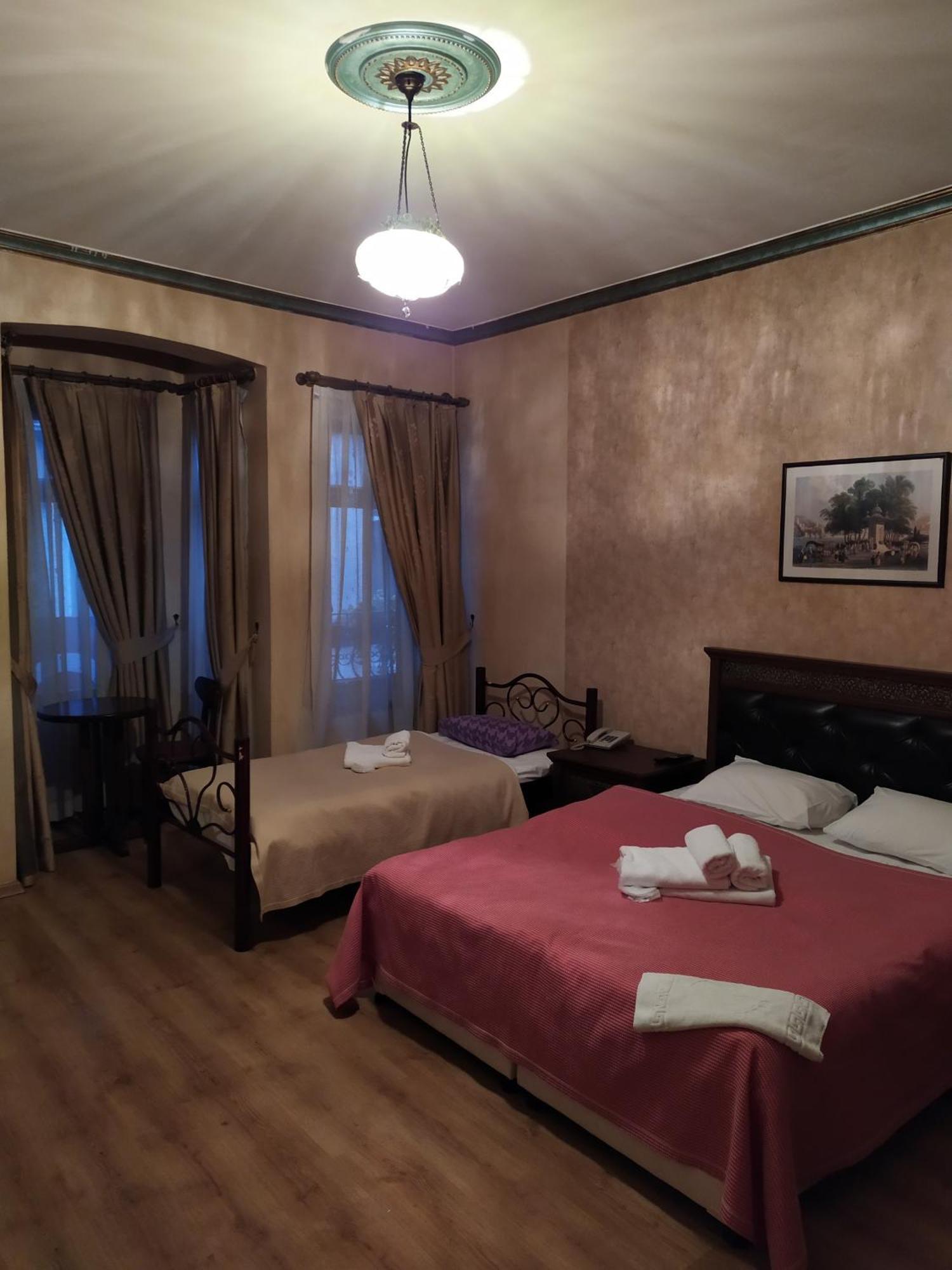 Istanbul Irish Hotel מראה חיצוני תמונה